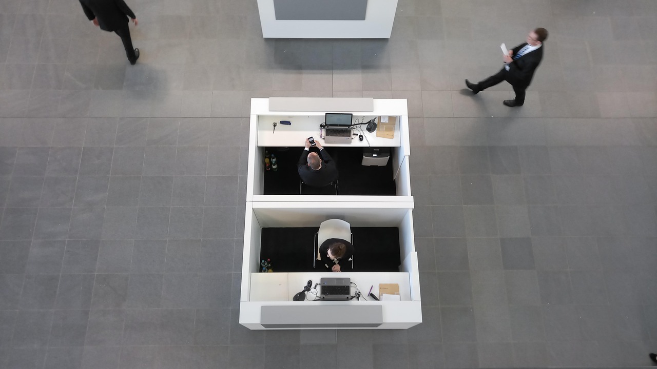 如何通过培训营销提升企业知名度和竞争力？